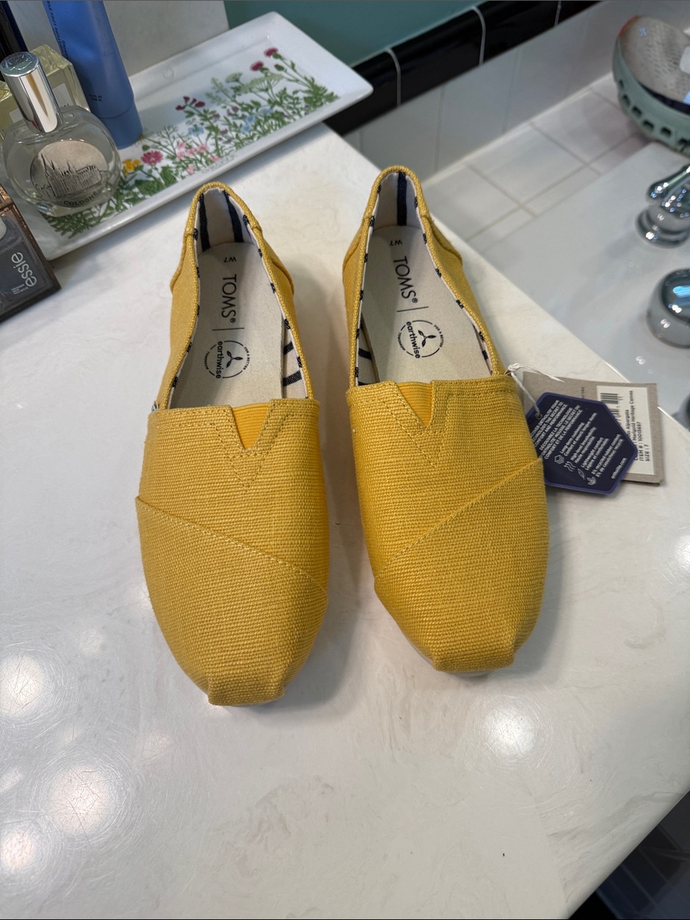 NWT TOMS Yellow Canvas Alpargata Classic Slip-On Shoes